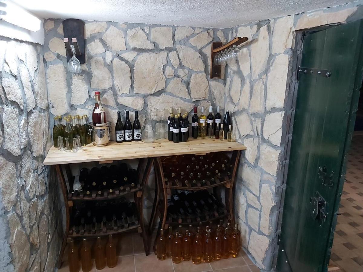 Apartman Genova Imotski Donji Vinjani Exteriör bild